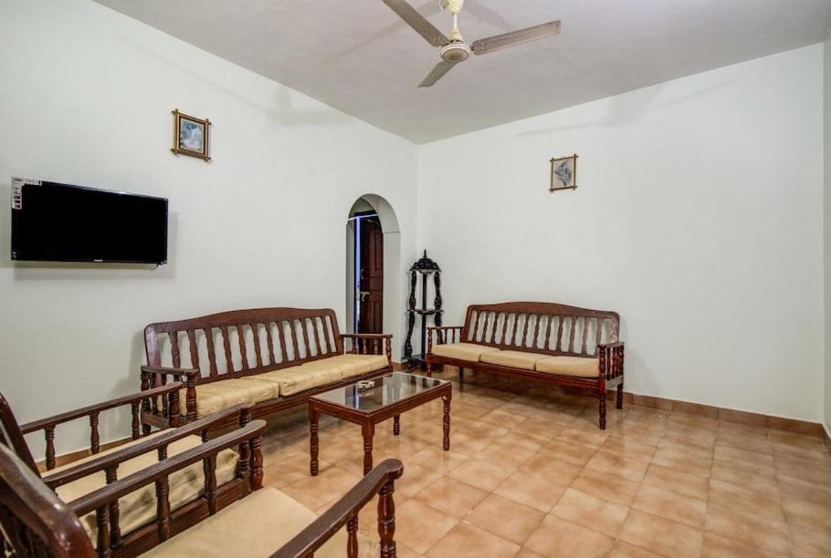 Hote O Pravin Holiday Homes كالانغيُت المظهر الخارجي الصورة