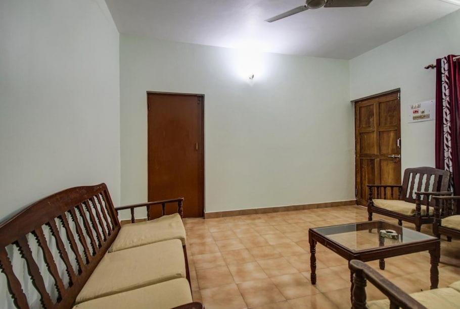 Hote O Pravin Holiday Homes كالانغيُت المظهر الخارجي الصورة